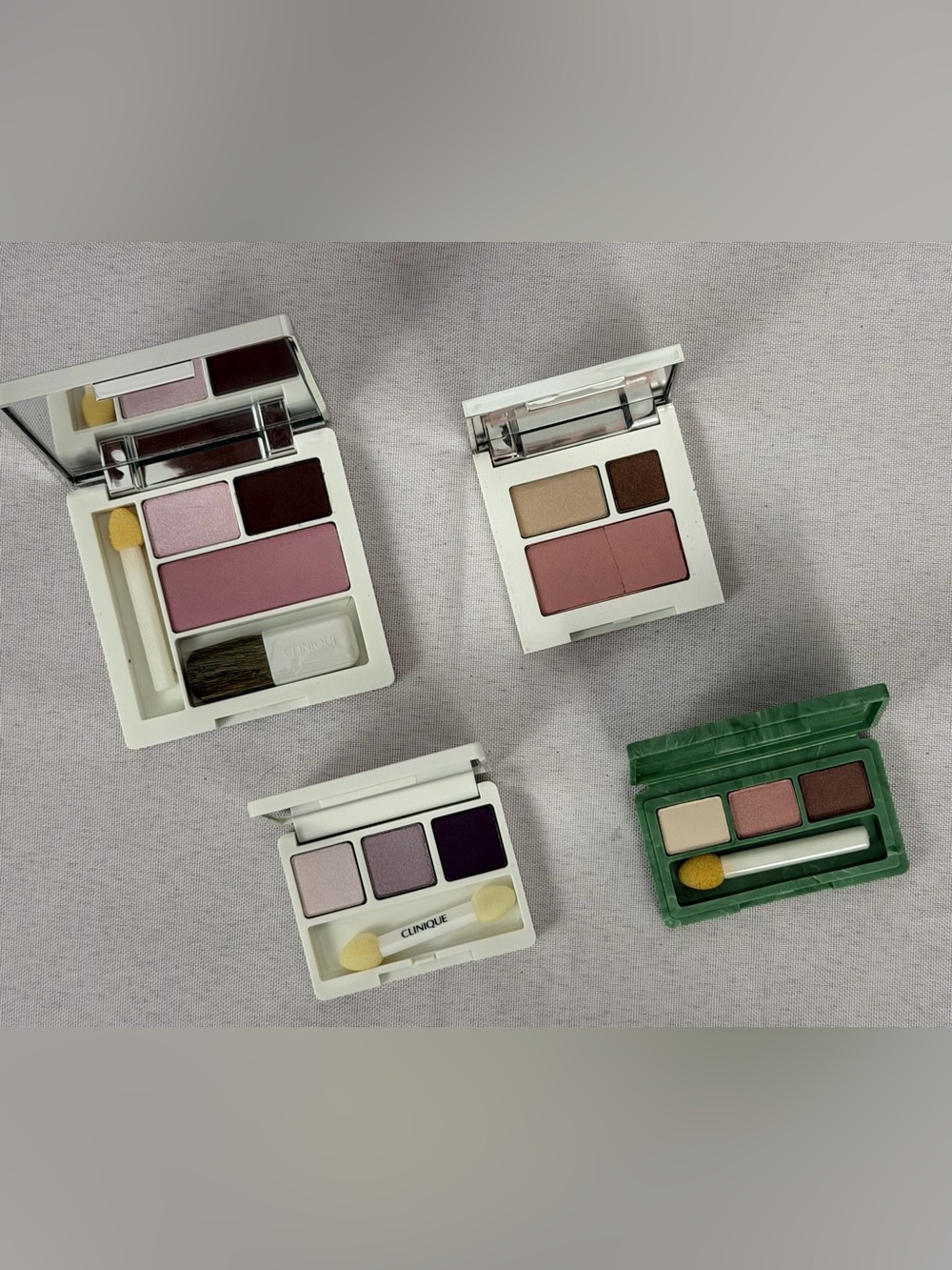 Clinique Eyeshadow & Blush (Bundle of 4 Palettes) pinks & neutrals with mirrors